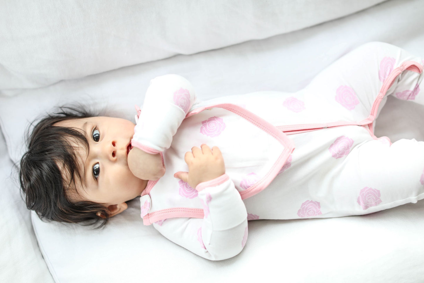 Smart Footed One-Piece + Bib - Pink Rose