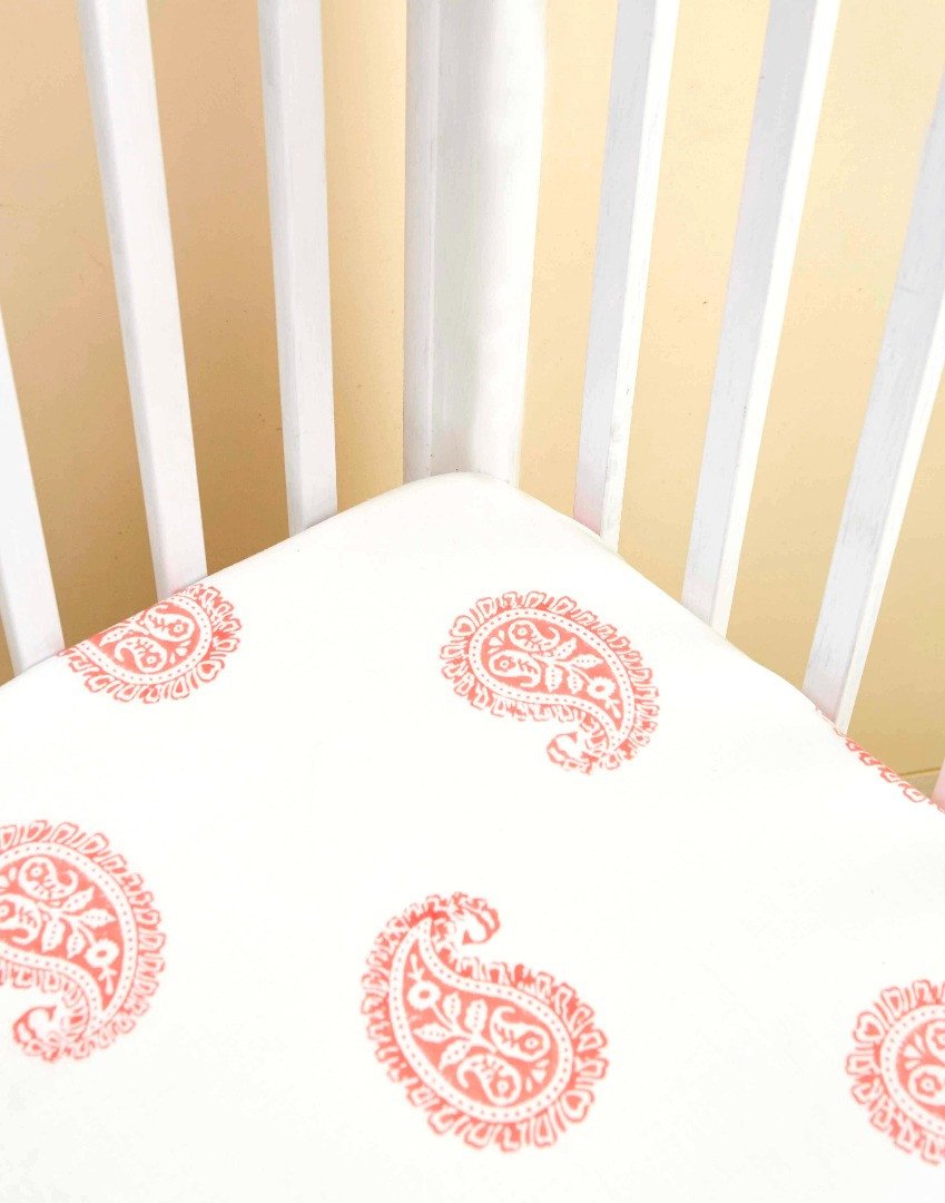 PINK CITY FITTED CRIB SHEET